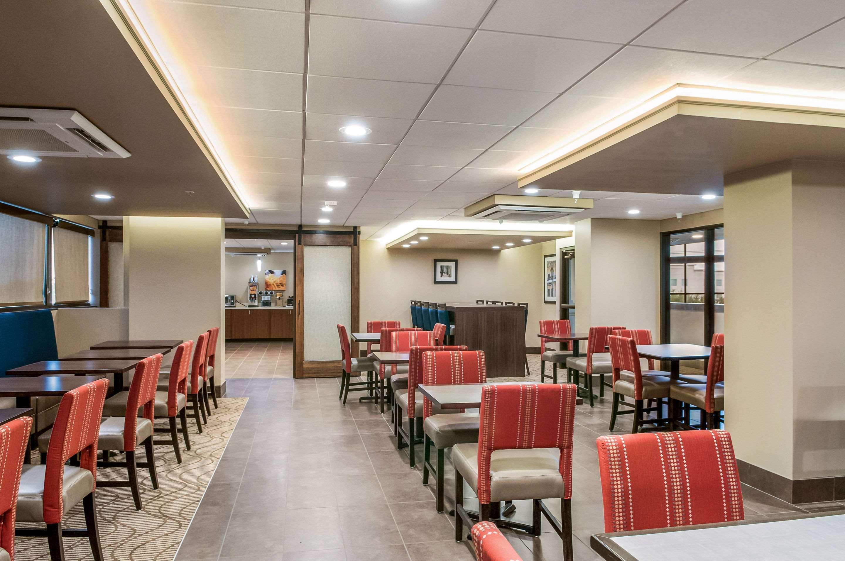 Comfort Inn & Suites At Copeland Tower Metairie Exteriör bild