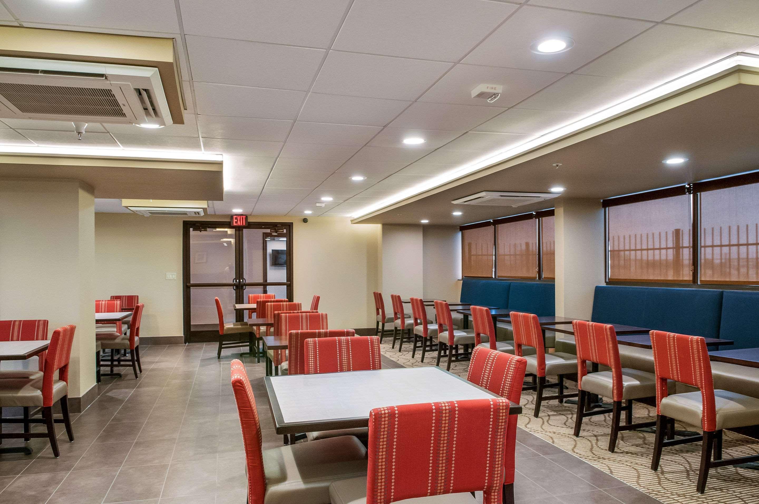 Comfort Inn & Suites At Copeland Tower Metairie Exteriör bild