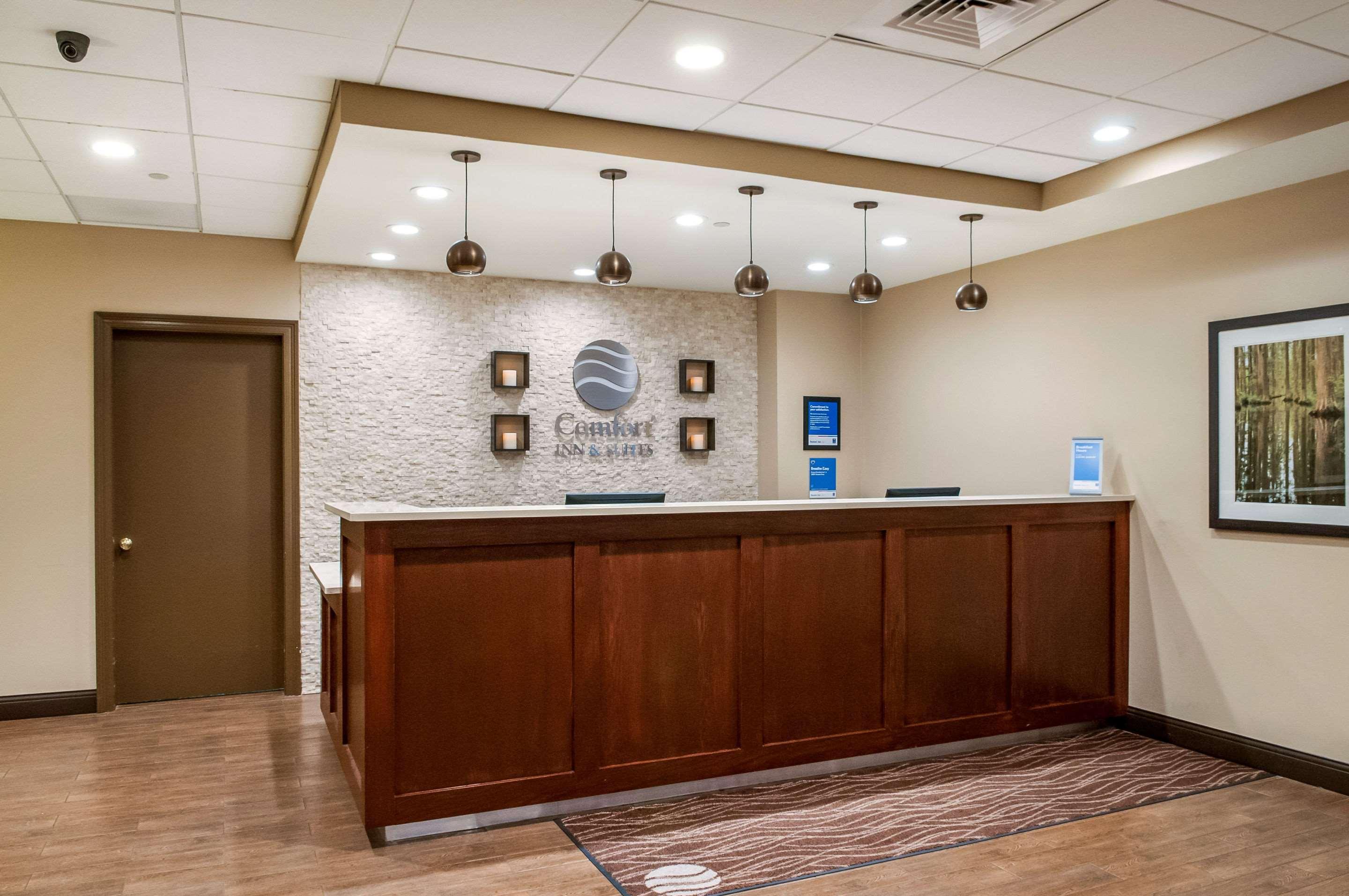 Comfort Inn & Suites At Copeland Tower Metairie Exteriör bild