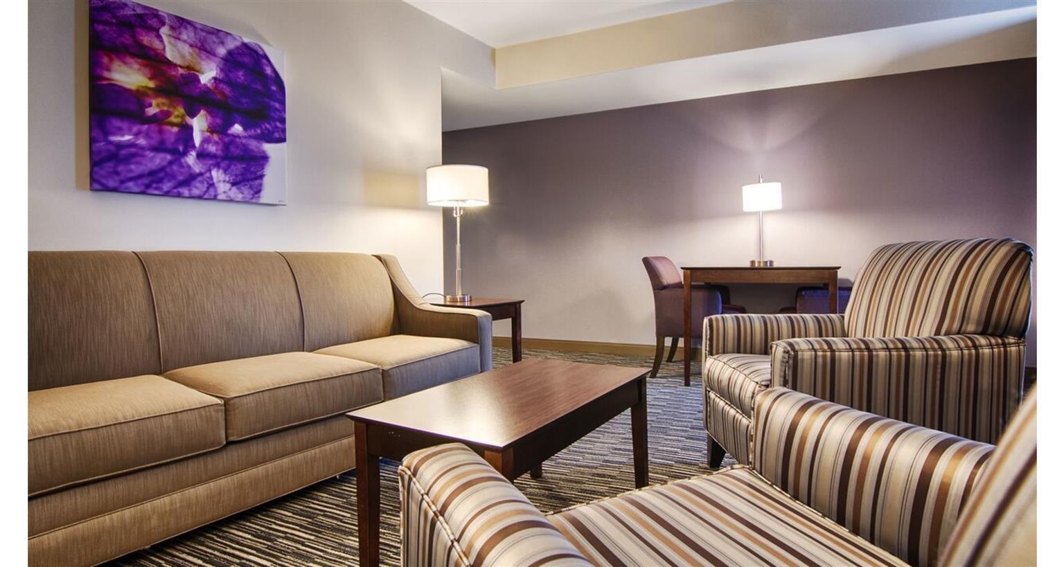 Comfort Inn & Suites At Copeland Tower Metairie Exteriör bild